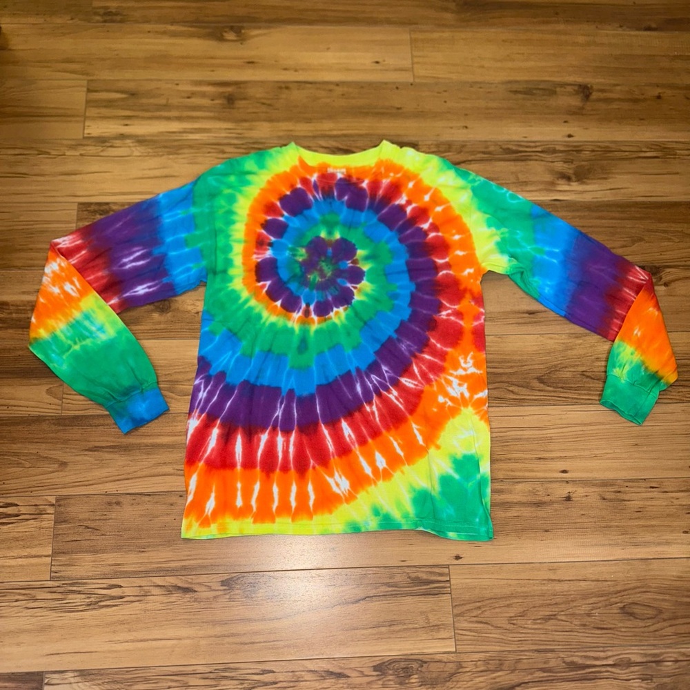 Gildan Tie-Dye Long Sleeve Shirt - Rainbow Swirl Men size medium 100% cotton